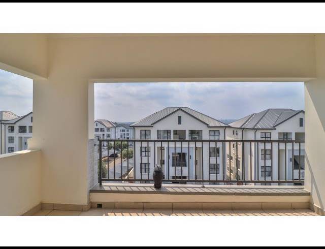 1 BEDROOM APARTMENT FOR SALE IN GREENSTONE HILL